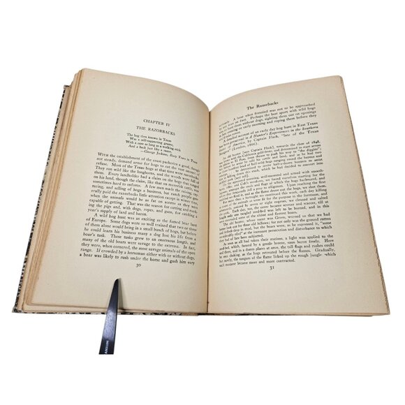 A Vaquero of the Brush Country J. Frank Dobie 1929 4th Edition Faux Snakeskin - Picture 13 of 16